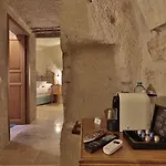 Imperial Cave & 2*