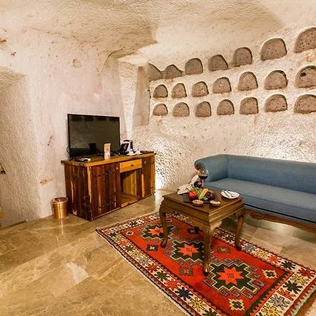 Imperial Cave & فندق غوريمِيه