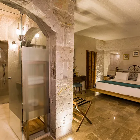 Imperial Cave & Hotel