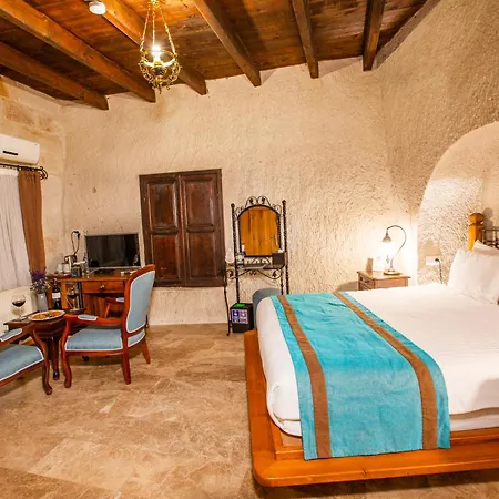 Imperial Cave & ホテル 2*