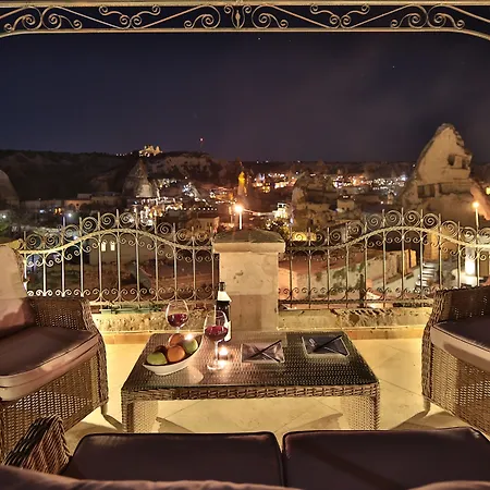 Imperial Cave & ギョレメ