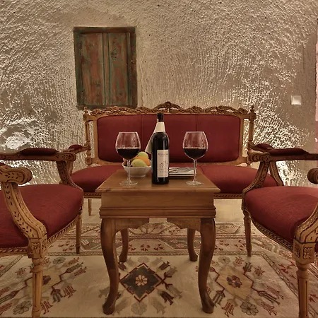 Imperial Cave & Otel 2*