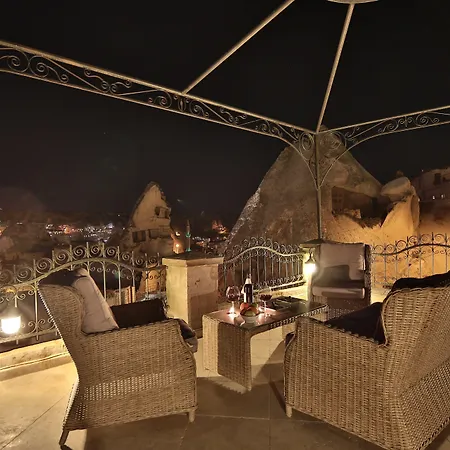 Imperial Cave & ホテル ギョレメ