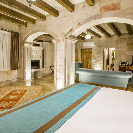 Imperial Cave & ホテル