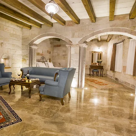 Imperial Cave & ホテル 2*