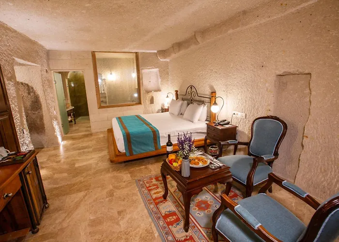 Imperial Cave & Γκόρεμε