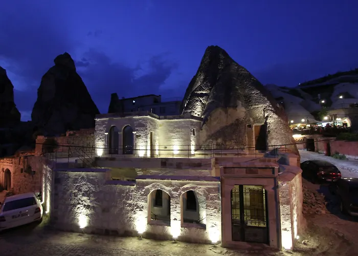 Imperial Cave & 2* Γκόρεμε